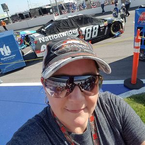 Meet your Posher, Lori